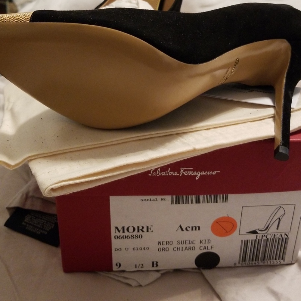 Salvatore Ferragamo More ACM size 9 1/2 - Picture 2 of 3